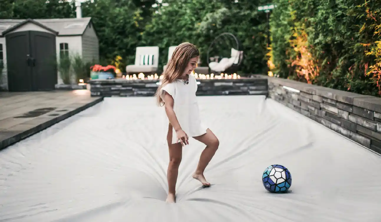 The Complete Automatic Pool Covers Guide